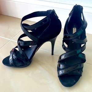 BCBG MAXAZRIA Black Suede and Patent Leather Pumps